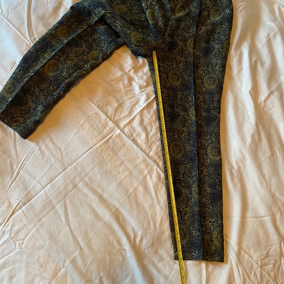 Lafayette 148 New York blue & gold metallic brocade cropped pants, 10 - Picture 6 of 9